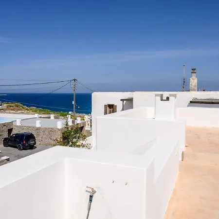 Piperi On The Rocks *