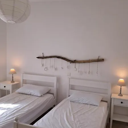 Piperi On The Rocks *