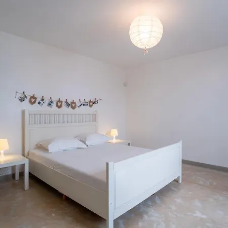 Piperi On The Rocks וילה