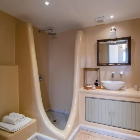 Piperi On The Rocks וילה *