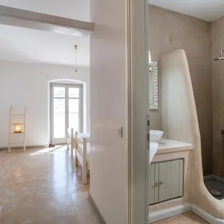 Piperi On The Rocks וילה נאוסה