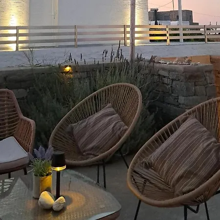 Villa Piperi On The Rocks Naousa (Paros)