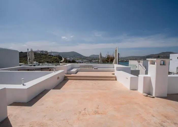 Villa Piperi On The Rocks Naousa (Paros)